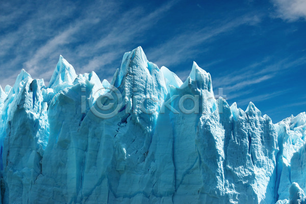 사람없음 JPG 포토 해외이미지 가로 겨울 계절 구름(자연) 글로벌 남극 남쪽 북극 빙산 빙하 산 생태학 아르헨티나 얼음 여행 자연 장면 절정 카피스페이스 풍경(경치) 하늘 해외202004 휴가