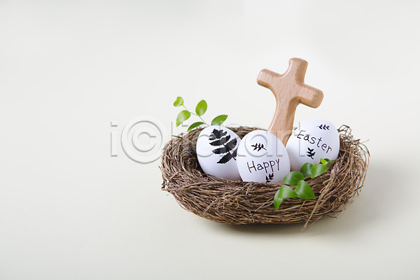 사람없음 JPG 포토 계란 기독교 나뭇잎 둥지 백그라운드 부활절 부활절계란 십자가 종교