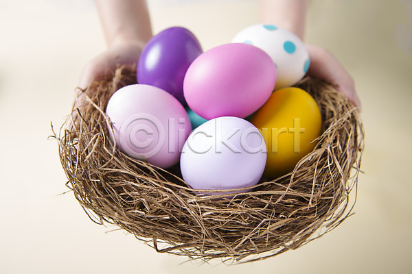사람 신체부위 JPG 포토 계란 기독교 둥지 들기 백그라운드 부활절 부활절계란 손 종교