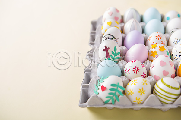 사람없음 JPG 포토 계란 계란판 기독교 나뭇잎 백그라운드 부활절 부활절계란 십자가 종교 하트