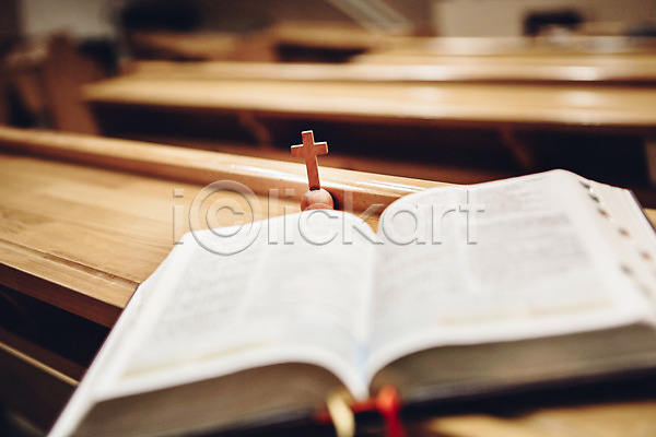 사람없음 JPG 아웃포커스 포토 교회 기독교 성경 실내 십자가 예배 종교