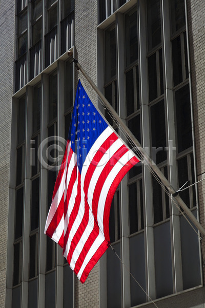 사람없음 JPG 포토 해외이미지 건물 계단 고층빌딩 깃발 뉴욕 맑음 미국 북아메리카 심볼 해외202004
