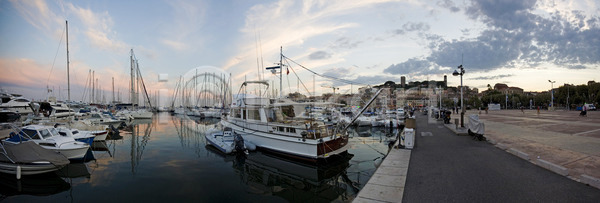 사람없음 JPG 포토 해외이미지 구름 도시풍경 만 바다 보트 여행 여행객 요트 유럽 지중해 타운 파노라마 프랑스 프랑스어 항구 해외202004 해외포토