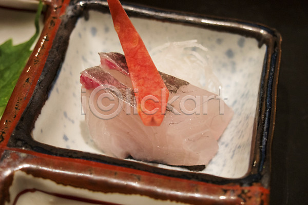 사람없음 JPG 근접촬영 포토 무채 생선회 음식 일본문화 일본음식 접시 초밥