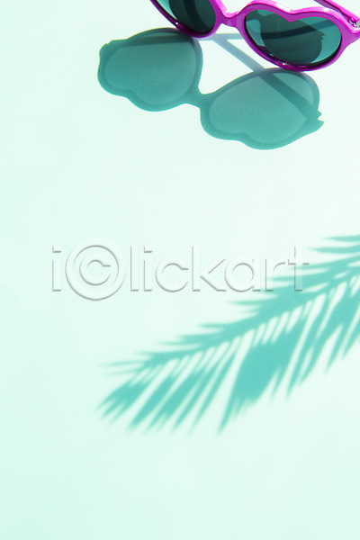 사람없음 JPG 포토 공백 그림자 나뭇잎 백그라운드 빛 선글라스 조명 컬러 투명