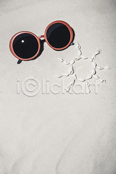 사람없음 JPG 포토 모래 바캉스 선글라스 소라 여름(계절) 여름휴가 여행용품
