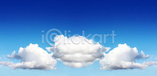 분위기 자유 침묵 사람없음 JPG 포토 해외이미지 가로 계절 구름 날씨 맑음 바람 백그라운드 빛 솜털 스카이라인 야외 여름 오존 오픈 우주 자연 장면 천국 태양 파란색 패턴 풍경 하늘 해외202004 해외포토 햇빛 환경 흐림 흰색
