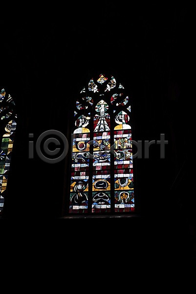 사람없음 JPG 포토 독일 브레멘 성당 성페트리대성당 스테인드글라스 실내 어둠 풍경(경치)