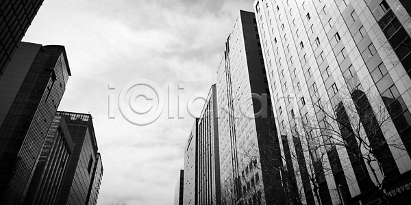 사람없음 JPG 포토 흑백 도시 도시풍경 빌딩 빌딩숲 야외 주간