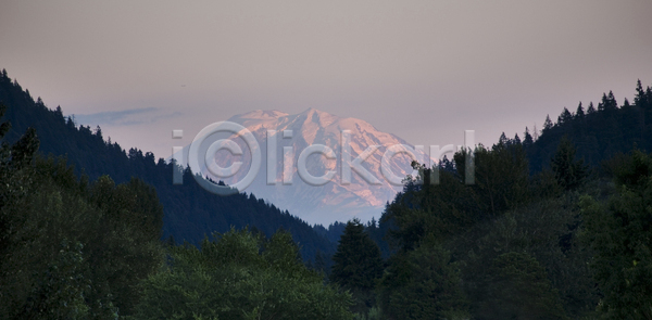 추위 사람없음 JPG 포토 해외이미지 건강 계곡 고도 나무 빙하 산 산등성이 상록수 숲 야외 여름 여행 여행객 워싱턴 일몰 자연 전국 절정 캠핑 파란색 폭포 풍경 하늘 하이킹 해외202004 해외포토 화산 흰색