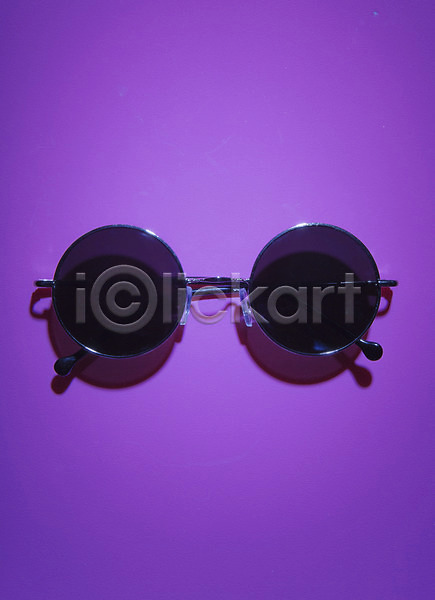 사람없음 JPG 포토 거울 반사 백그라운드 선글라스 스튜디오촬영 실내 안경 안경테 오브젝트 컬러