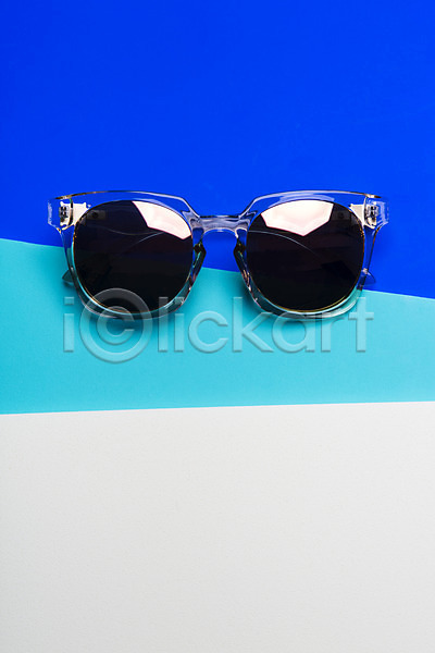 사람없음 JPG 포토 거울 무늬 반사 백그라운드 선글라스 스튜디오촬영 실내 안경 안경테 오브젝트 컬러 패턴