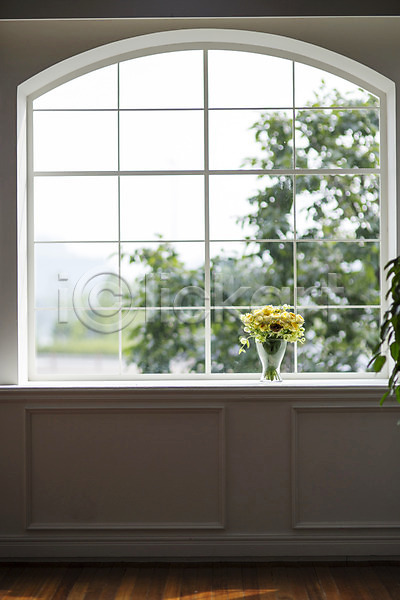 사람없음 JPG 포토 꽃 꽃병 스타일링 스튜디오 실내 오브젝트 인테리어 장미 장식 창문