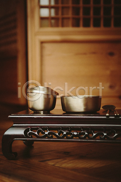 사람없음 JPG 포토 교자상 놋그릇 마루(인테리어) 야외 전통 전통소품 주간 한옥