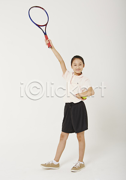 즐거움 10대 십대여자한명만 여자 청소년 한국인 한명 JPG 앞모습 포토 방과후 사교육 서기 스튜디오촬영 실내 여학생 운동 운동복 전신 테니스 테니스라켓
