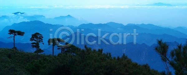 사람없음 JPG 포토 해외이미지 계곡 구름 내추럴 산 세계 아시아 안개 여행 재산 중국 풍경 해외202004 해외포토