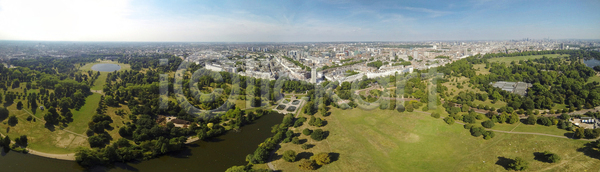 사람 사람없음 JPG 포토 해외이미지 강 공원 나무 내추럴 도시 런던 목재 물 센터 스카이라인 야외 영국 영어 왕국 유럽 잉글랜드 자연 잔디 정원 초록색 큼 타운 파노라마 파란색 풍경 하늘 해외202004 해외포토 황금