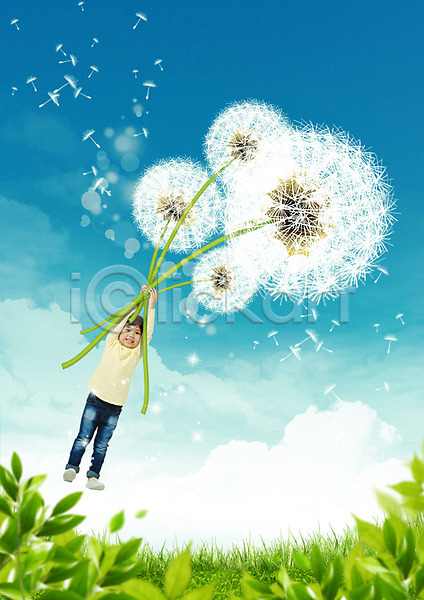 남자 소년한명만 어린이 한국인 한명 PSD 편집이미지 구름(자연) 그린캠페인 나뭇잎 민들레홀씨 비행 자연보호 전신 편집 하늘 환경