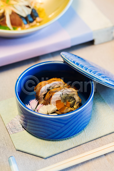 사람없음 JPG 아웃포커스 포토 그릇 꽃 뚜껑 롤 식탁 실내 음식 일본음식 접시
