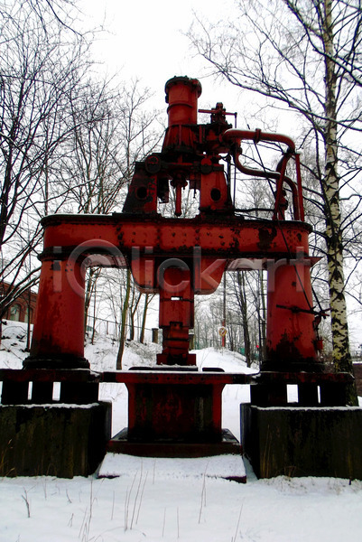 사람없음 JPG 포토 해외이미지 겨울 기계 나무 부분 빨간색 야외 조각 큼 핀란드 해외202004 헬싱키