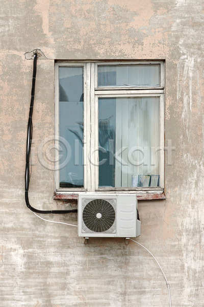 사람없음 JPG 포토 해외이미지 건물 건축양식 그림 러시아 묘사 벽 야외 옛날 외관 유리 창문 패턴 해외202004