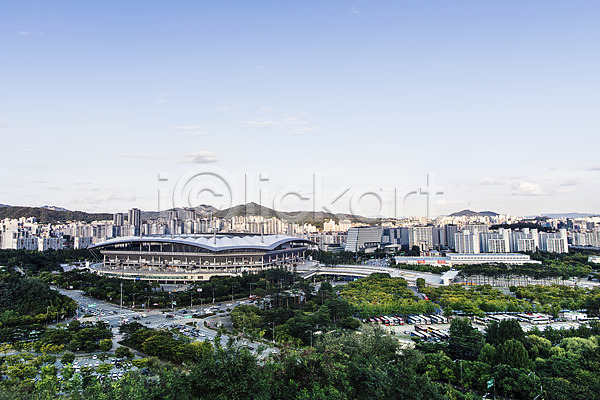 사람없음 JPG 포토 건물 나무 도시풍경 빌딩 서울 야외 월드싸커경기장 주간 풍경(경치) 하늘 하늘공원