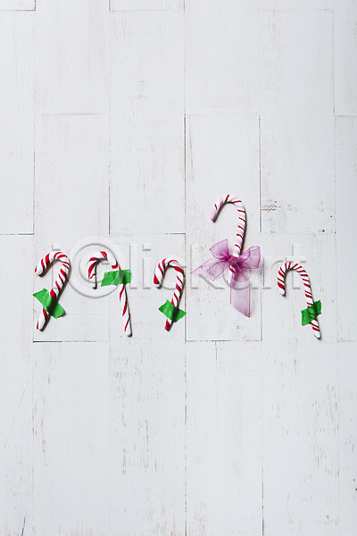 사람없음 JPG 포토 겨울 리본 백그라운드 스튜디오촬영 실내 이벤트 지팡이사탕 크리스마스 테이프