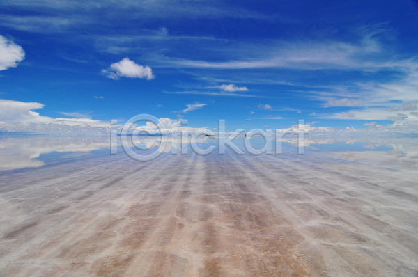 사람없음 JPG 포토 해외이미지 관광지 구름(자연) 물 반사 볼리비아 여행 하늘 해외202004