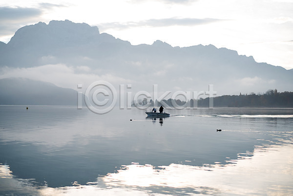 두명 JPG 포토 보트 안개 안시 야외 유럽풍경 주간 풍경(경치) 프랑스 해외풍경 호수
