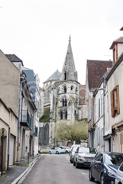 사람없음 JPG 포토 거리 교회 마을 야외 유럽풍경 자동차 주간 풍경(경치) 프랑스 해외풍경