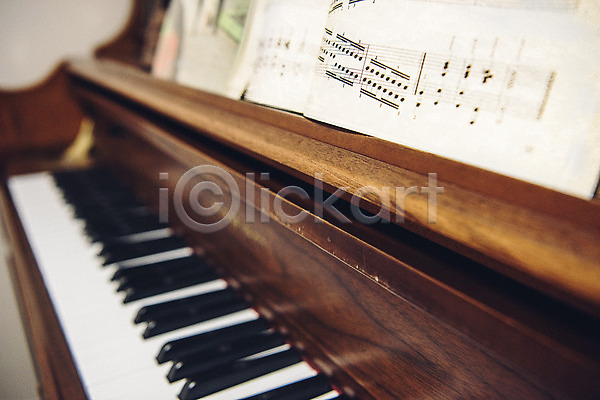 빈티지 사람없음 JPG 아웃포커스 포토 건반 백그라운드 복고 악기 악보 오브젝트 피아노(악기)