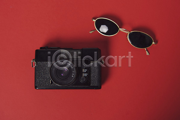 빈티지 사람없음 JPG 포토 백그라운드 복고 빨간색 선글라스 오브젝트 필름카메라