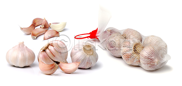 불쾌함 사람없음 JPG 포토 해외이미지 가방 건강 고립 과일 그룹 그물 날것 냄새 마늘 맛 수확 쌓기 오브젝트 유기농 음식 재료 전구 조미료 채소 패키지 해외202004 해외포토 향신료 허브 흙더미 흰색