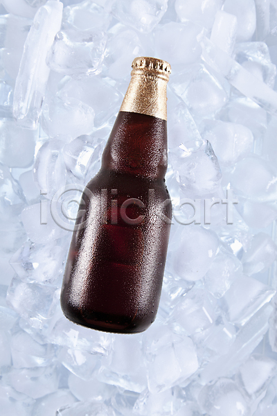 침묵 사람없음 JPG 포토 해외이미지 금속 맥주 물방울 알코올 액체 얼음 오브젝트 음료 주류 큐브 해외202004