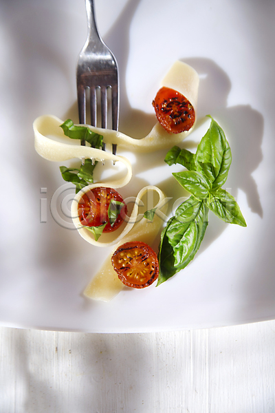 사람없음 JPG 포토 해외이미지 건강 다이어트 맛 묘사 바질 요리 이탈리아음식 재료 저녁식사 채식주의자 탄수화물 토마토 파스타 해외202004